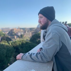 Meet your Posher, Robert